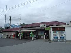 安房勝山駅写真