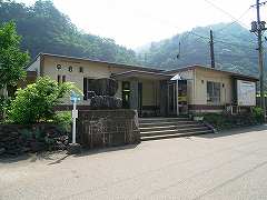 平岩駅写真