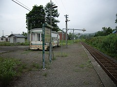 本中小屋駅写真