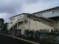 新潟大学前駅写真