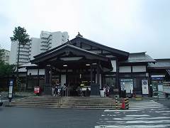 高尾駅写真