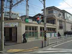 山手駅写真